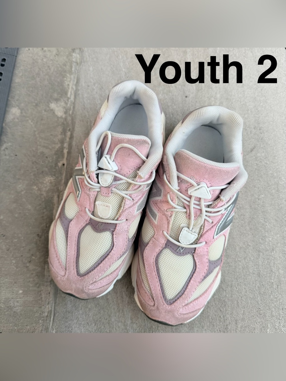 New Balance 9060 Pink & girls Sneakers size 2